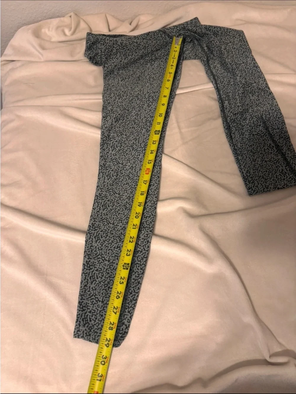 Nike Black and Gray Speckled Workout Leggings